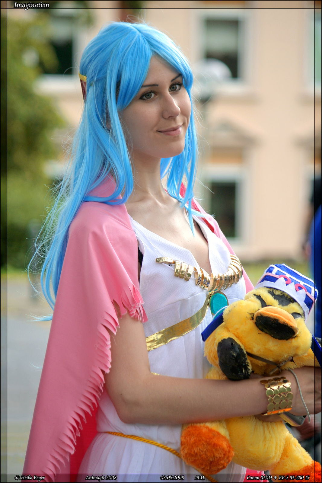 Shigeako – Nefertari Vivi (Hime) – One Piece