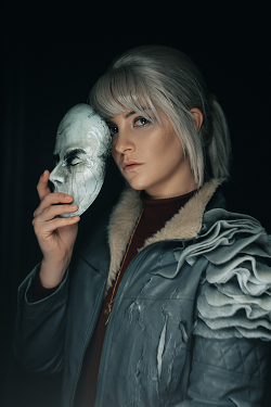 Anne Meister – Marianne – The Medium (Blooberteam)