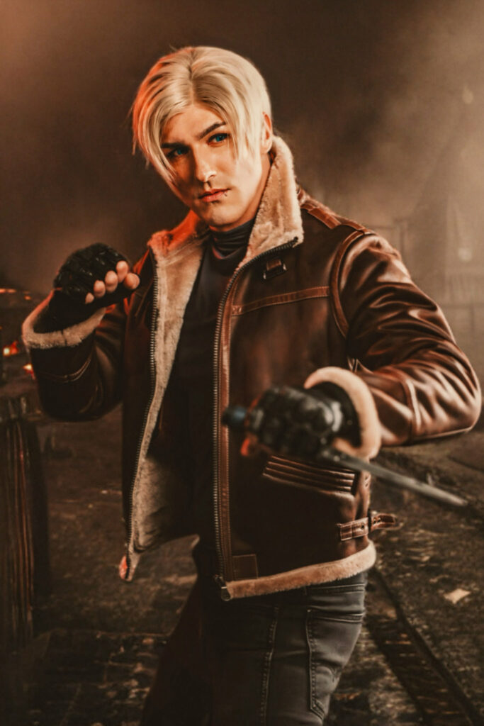 Sebastian / Sebastian.Cosplay – Leon Kennedy – Resident Evil 4