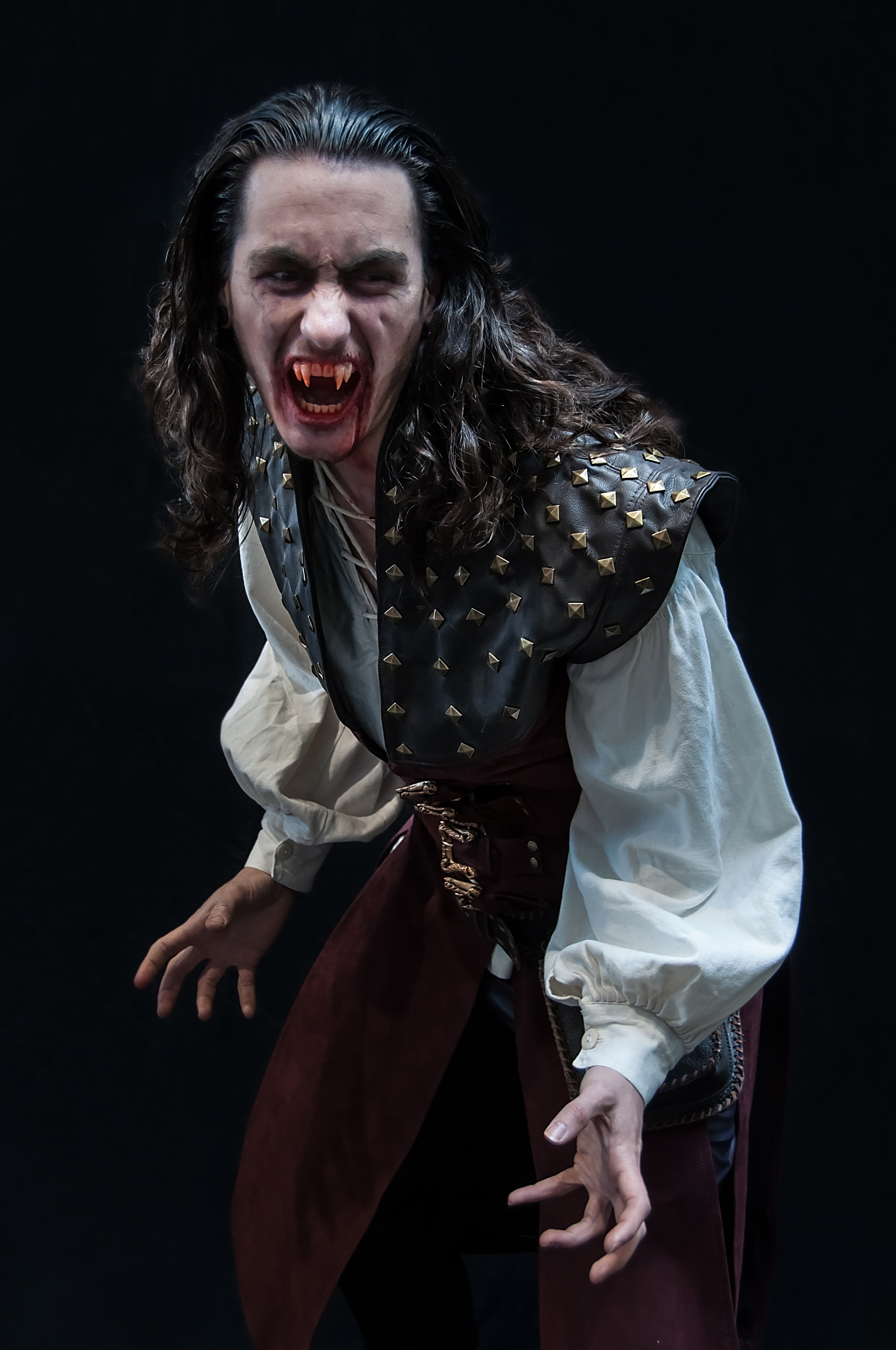 Hizsi – Vlad Tepes – Dracula untold