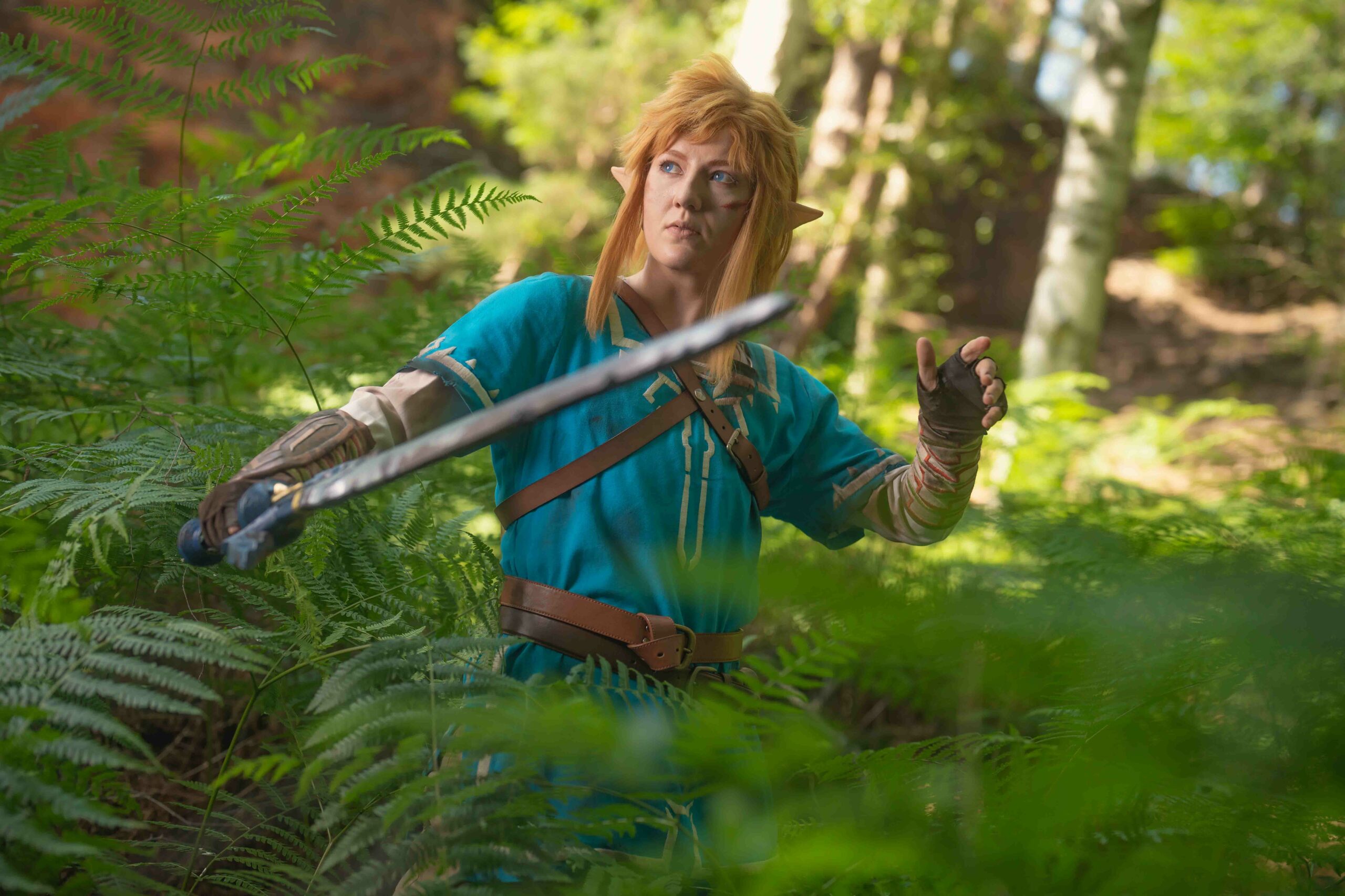 Mochi Dragon Cosplay – Battle Damage Link – The Legend of Zelda: Breath of the Wild