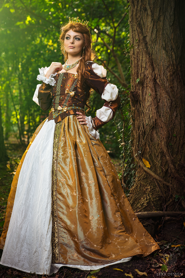 Creepy Princess Cosplay – Herzogin Anna Henrietta – Witcher III – Blood and Wine