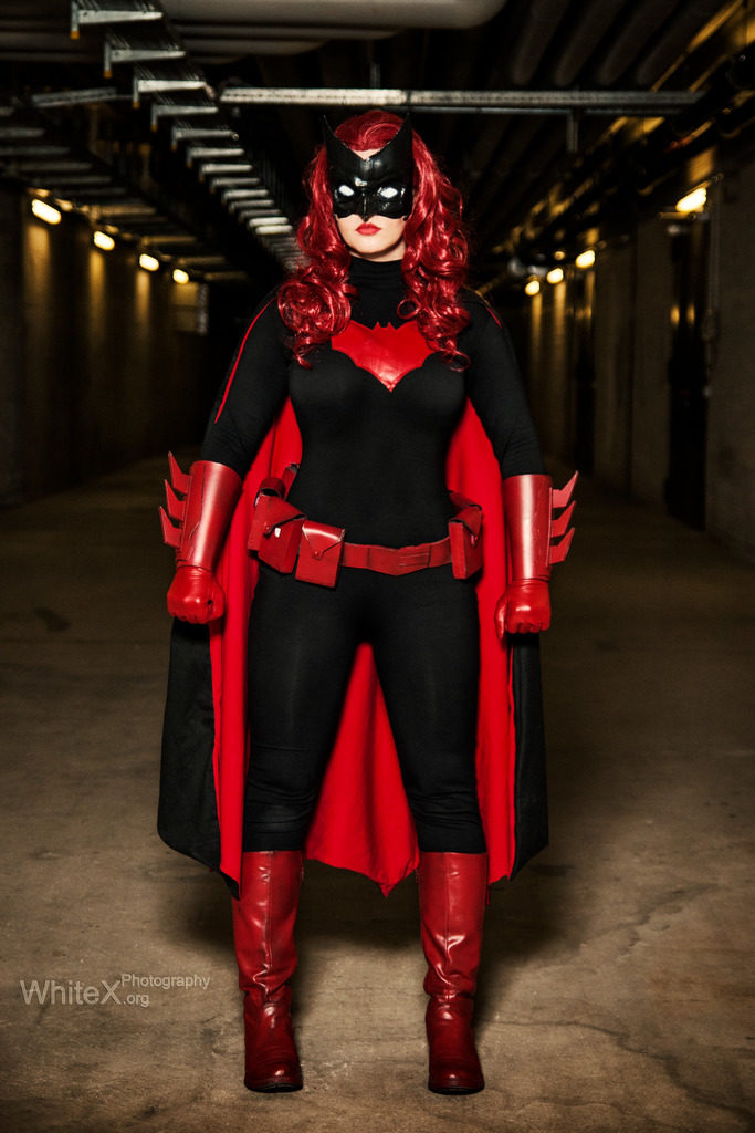 Sasa/ Pie Cosplay – Batwoman – DC Comics