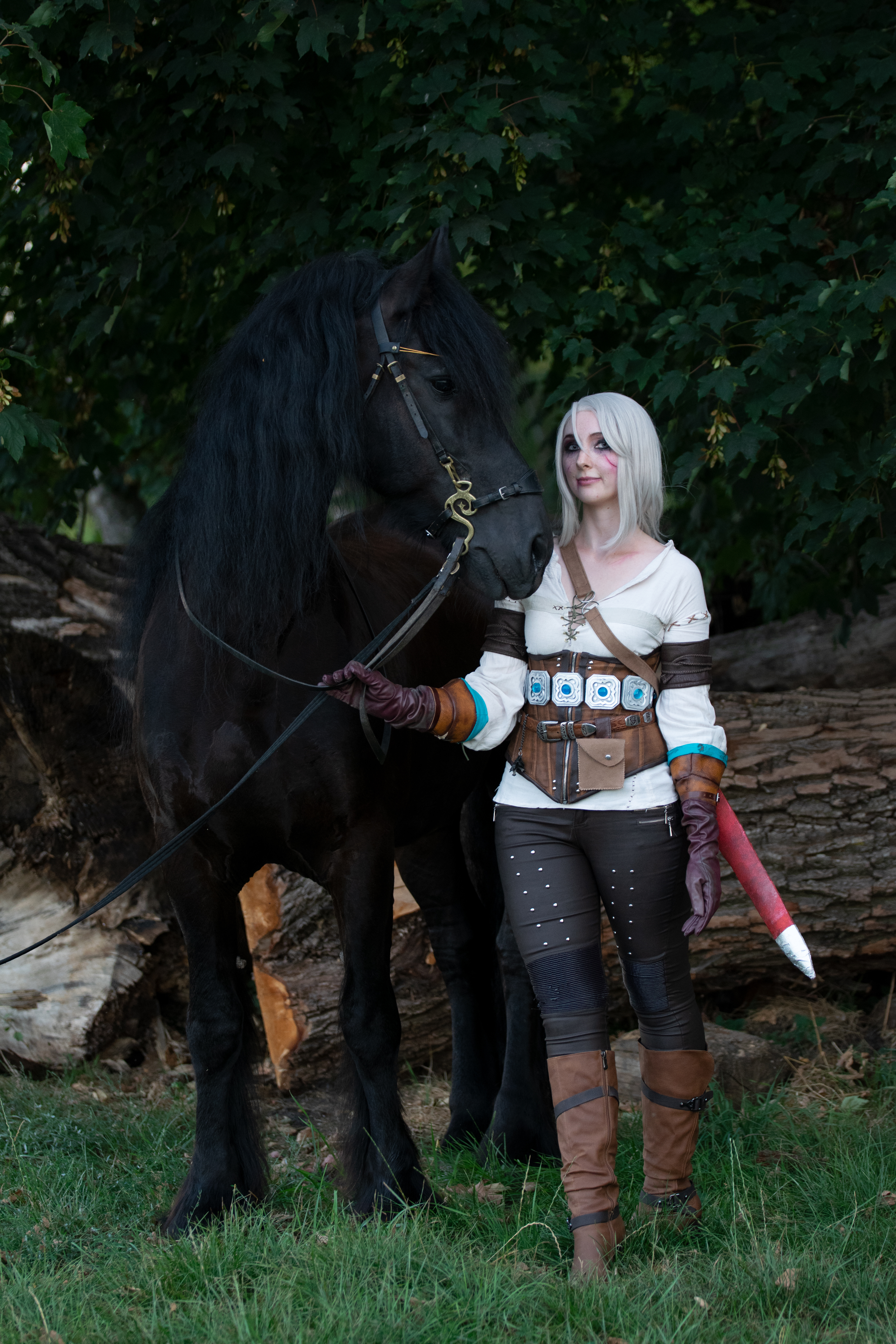 Evelyn Cosplay – Ciri – Witcher 3