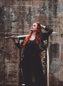 Em – Clary Fairchild – Shadowhunters / Chroniken der Unterwelt / City of Bones