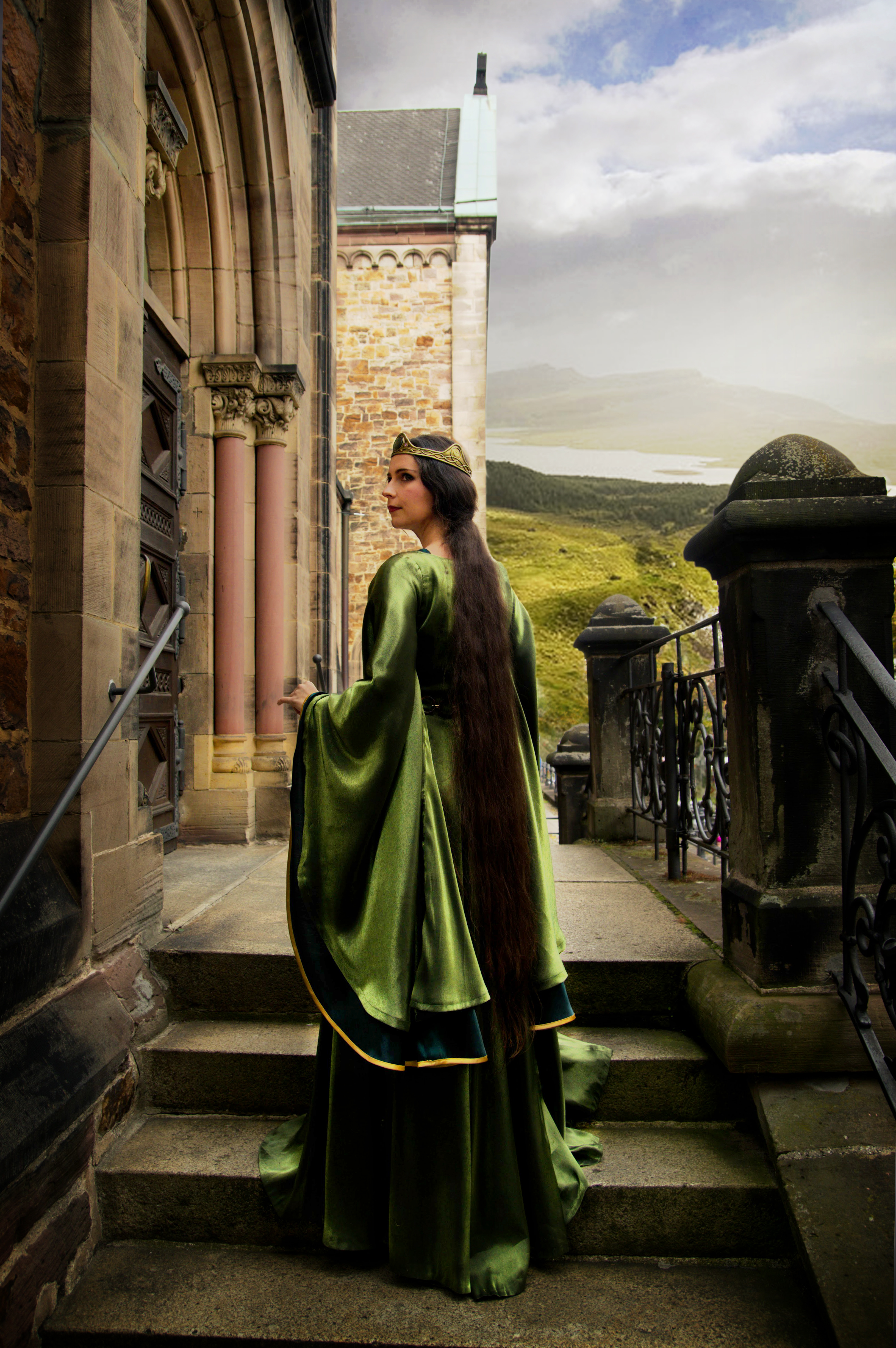 Eressea-Sama – Queen Elinor – Disney’s Merida (Brave)