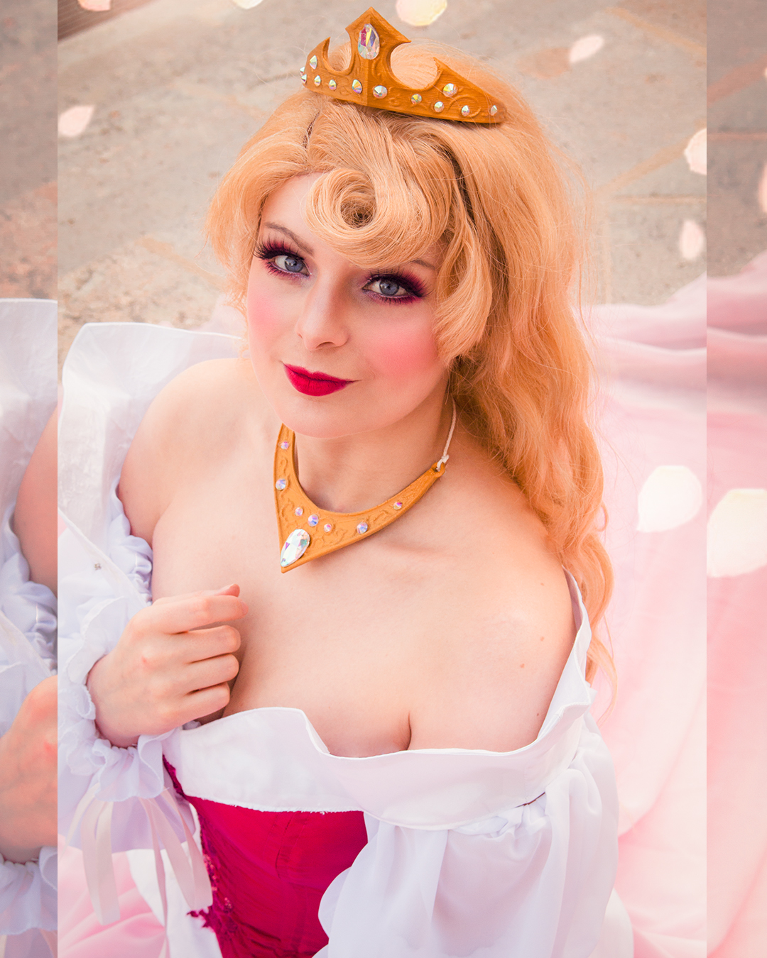 Creepy Princess Cosplay – Aurora – Disney