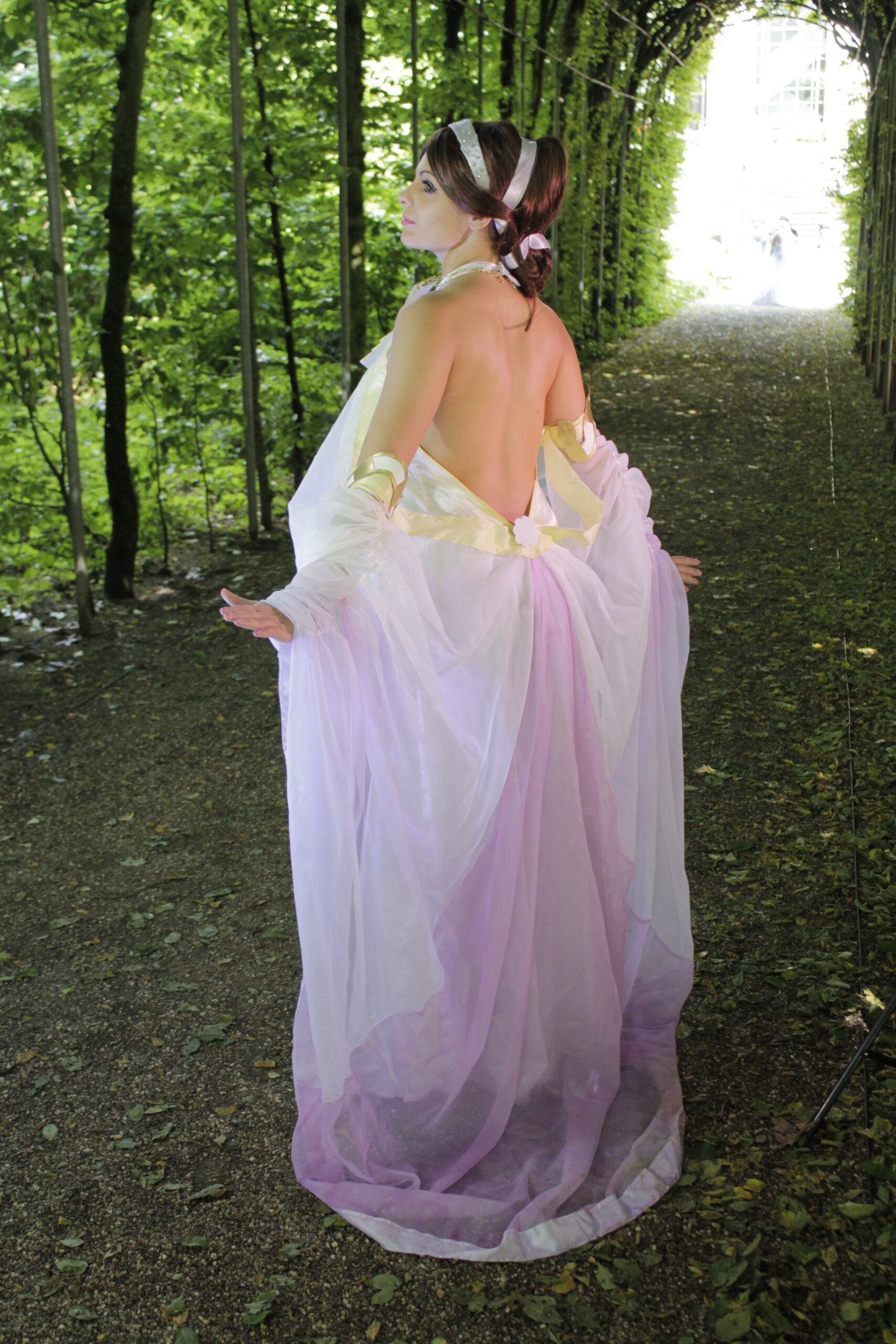 Creepy Princess Cosplay – Padme (Lake Dress) – Star Wars – Episode II