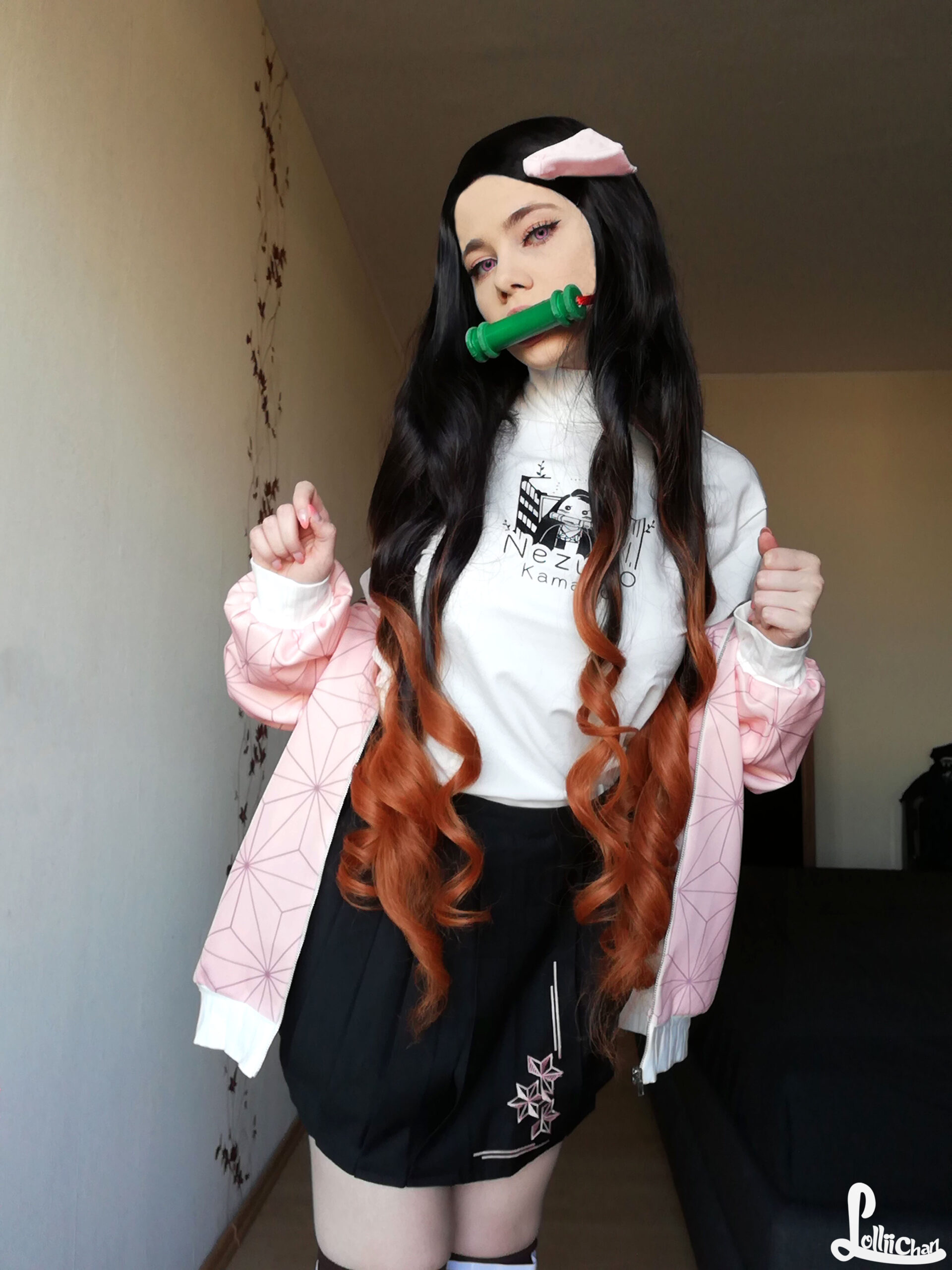 Lolliichan – Nezuko – Schulmädchen – Demon Slayer – Kimetsu no Yaiba