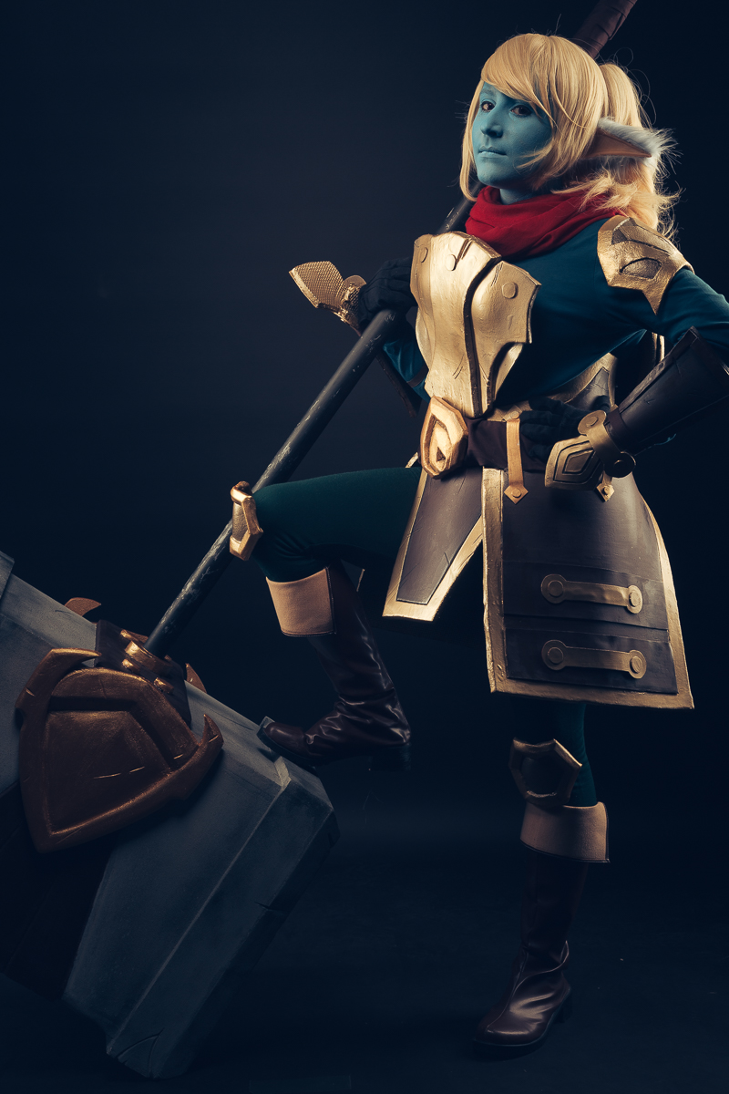 YordleCosplay – Poppy – League of Legends