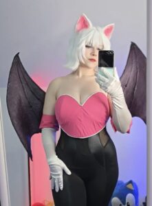Cat – Rouge the bat – Sonic the hedgehog