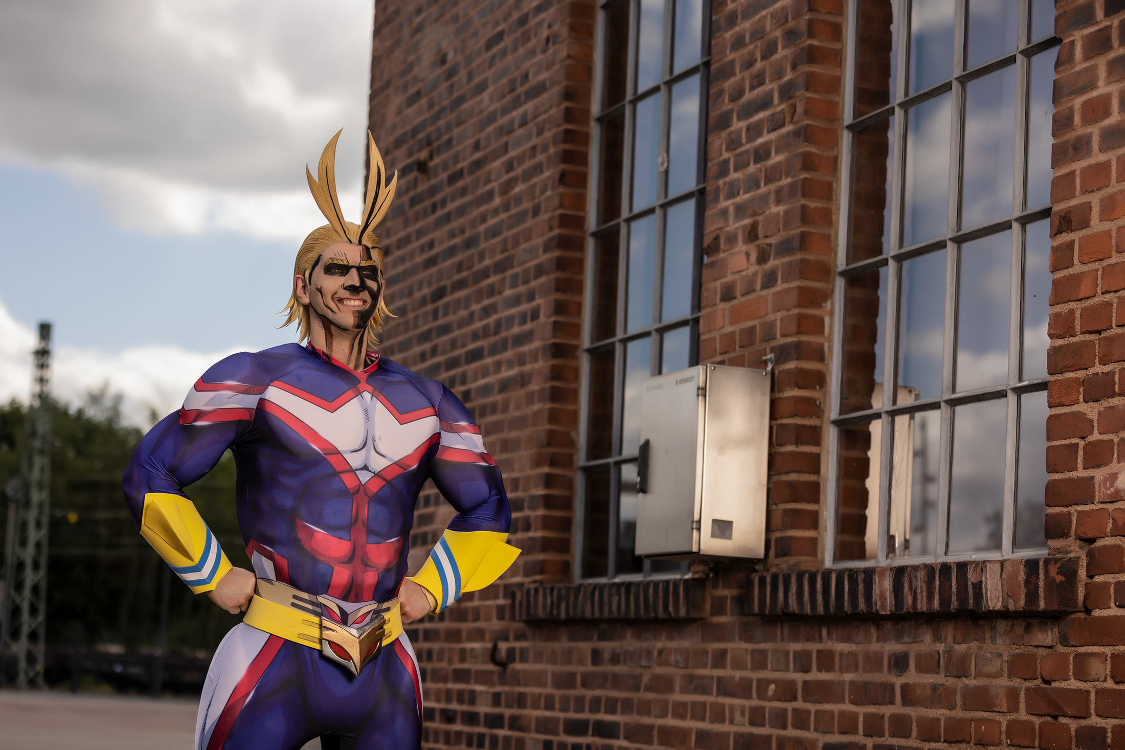 StrikerCosplay – All Might – My Hero Academia