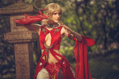 Coffee Owl Cosplay – Lyse Hext – Final Fantasy XIV